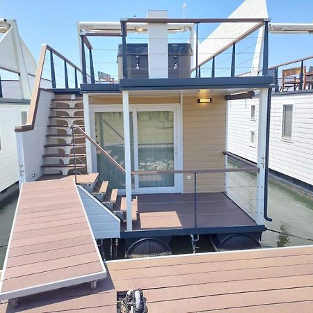 House Boat Oliva - Floating House Villa Pula Exterior photo